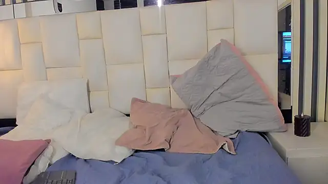 estefania__gomez's web cam