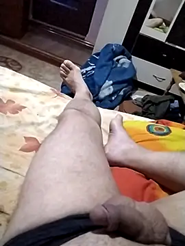 nudistu021's cam snapshot