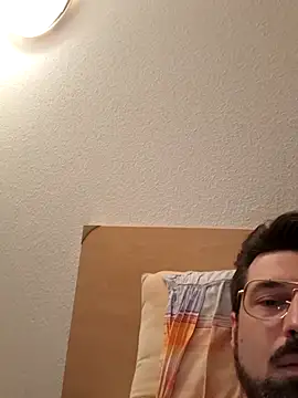 babayaga40's cam snapshot