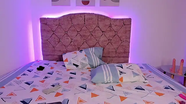 CloeBlaze's cam snapshot