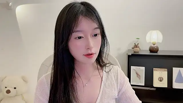 Onechestnut's cam snapshot