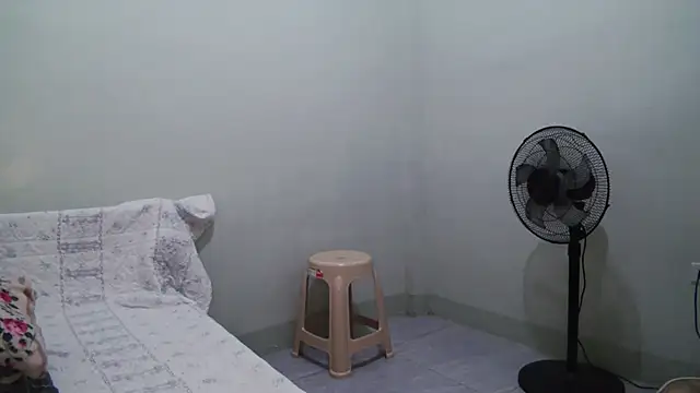 TeaseNPlease_13's cam snapshot