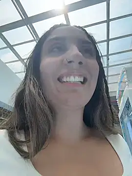 sarah_honey__'s cam snapshot