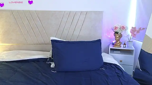 NatashaBlade_'s cam snapshot