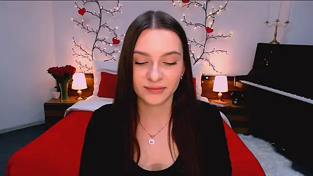 charming_berry's cam snapshot