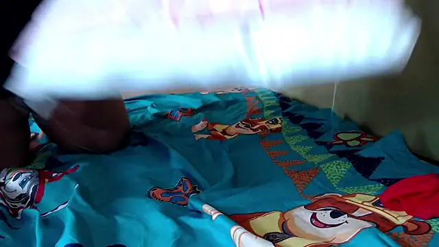 yulieth_bbw's cam snapshot