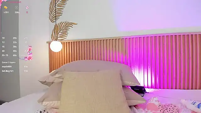 Valleriie_ live sex cam