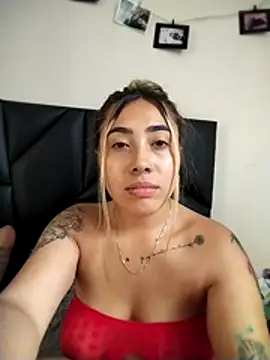 ManuelaVeelez live sex cam