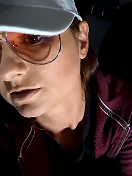 Samira-Summer live sex cam