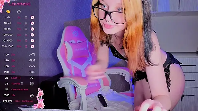 Hi_Kitti live sex cam