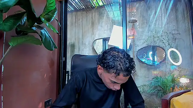 AlanCutee live sex cam