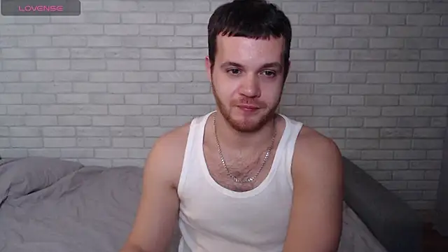 Alexxx_horny's cam snapshot