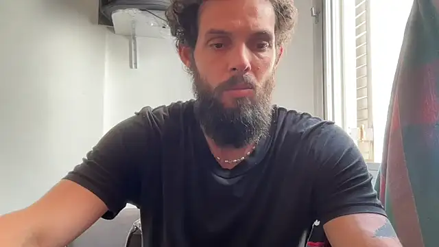 falacomigobbzin's cam snapshot