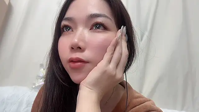 L_NeiNei's cam snapshot