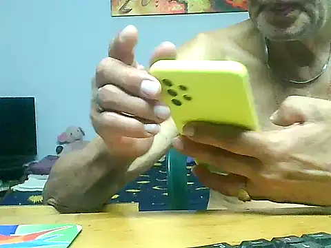 dirtysluttyfist's cam snapshot