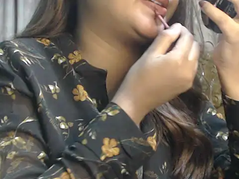 NancyRuvi live sex cam