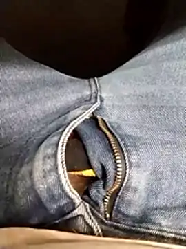 Ajayy01 live sex cam