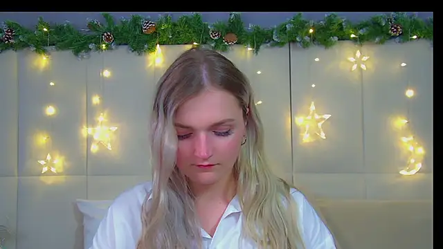 AnnyRaii's cam snapshot