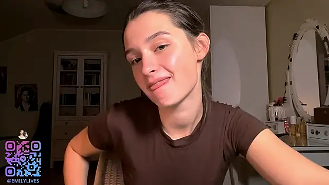 DarlineBrustera's cam snapshot