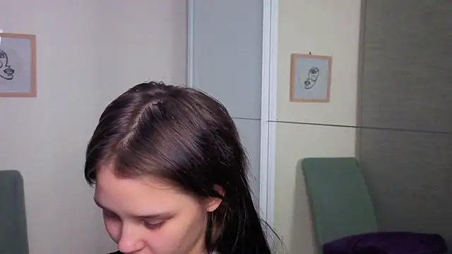 slyshypie's cam snapshot