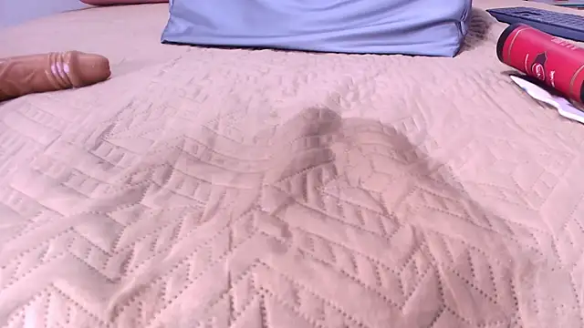 kira_mz live sex cam