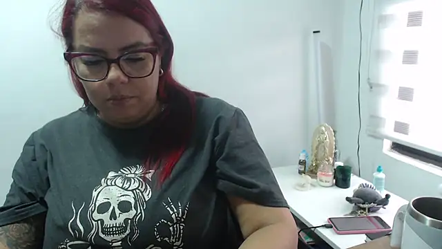 Rebecagiraut's cam snapshot