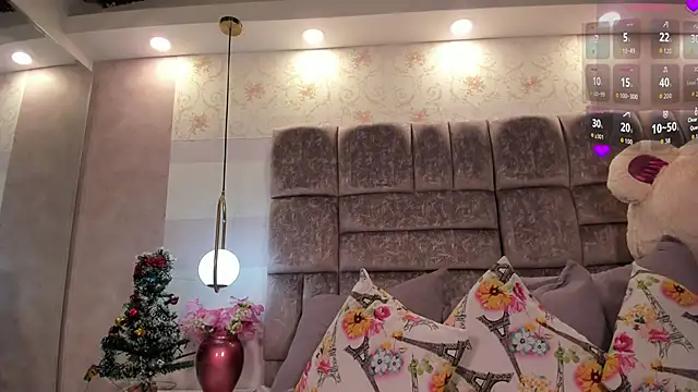 emma_stoonne's cam snapshot