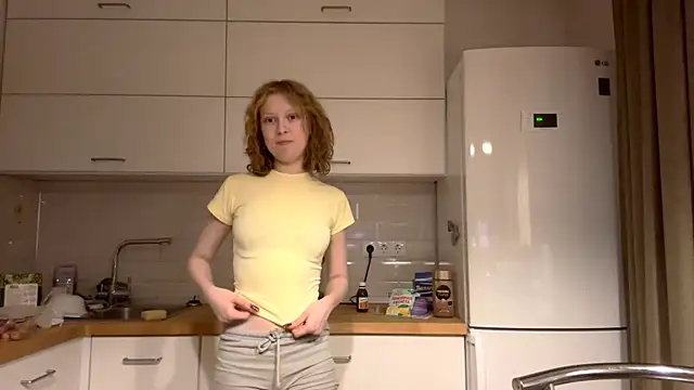 ElfriedaZwack's cam snapshot