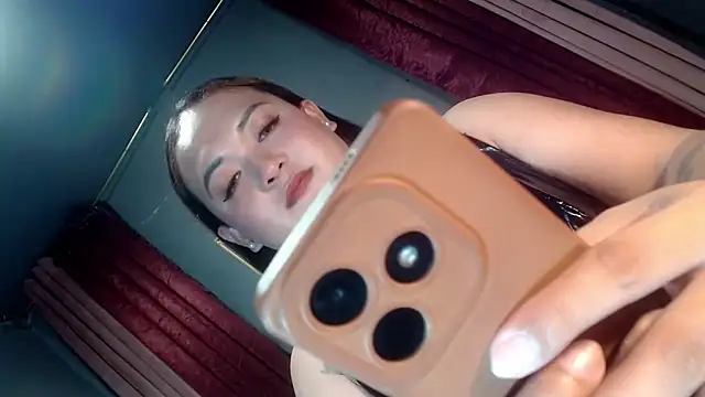 mallisa_barbara's cam snapshot