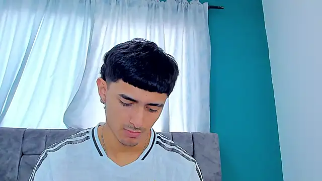 Anthony_carter's cam snapshot