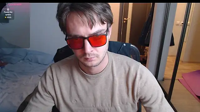 lucky_swimmer's cam snapshot