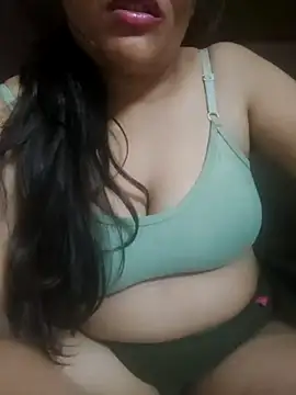 Tanvi_02's cam snapshot