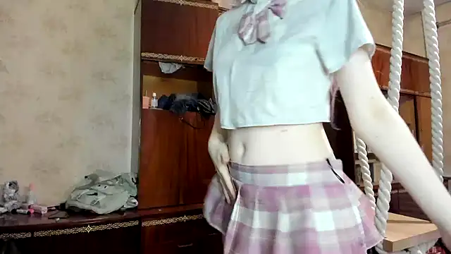 Yoonhee_Kiss live sex cam