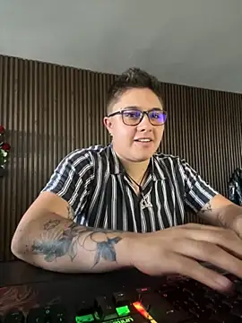 IanGilbert live sex cam