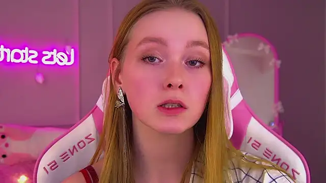 AgataFoxley live sex cam