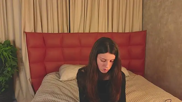 VelvetNyxen live sex cam