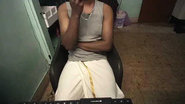 Tamil_KDD's cam snapshot