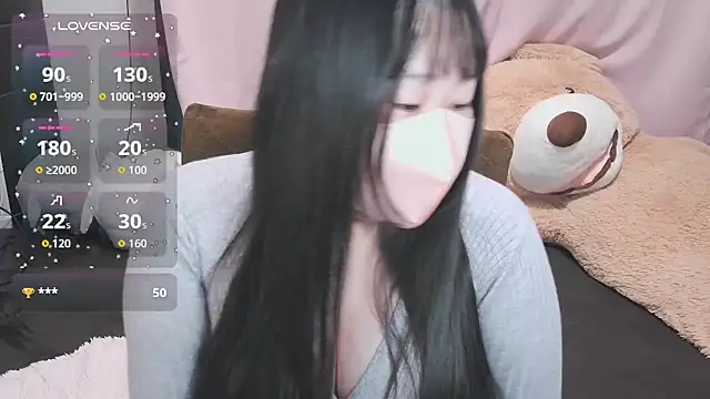 yuinyan3150 live sex cam