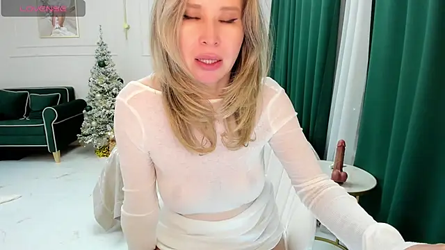 Jolie_Ozolla live sex cam