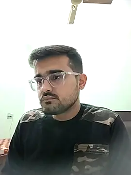 horny_purush's cam snapshot