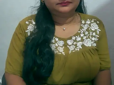 Saniya_K's cam snapshot