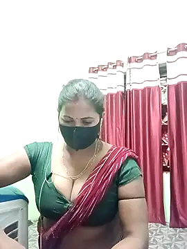 School_medam's cam snapshot