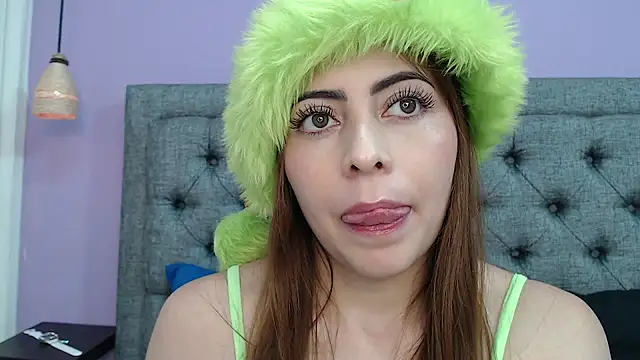 LilaSuni's cam snapshot