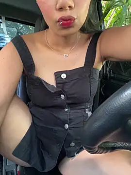 _Luana's cam snapshot