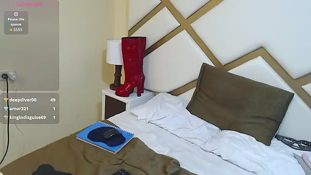 Shantall_Collins's cam snapshot