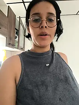 Annya-sweet live sex cam