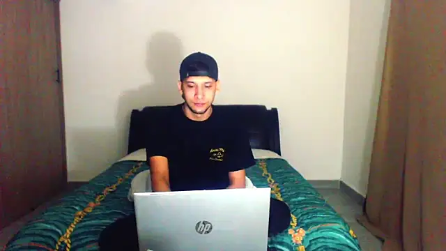 bladetrinityn's web cam