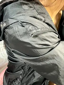 Mina048's cam snapshot