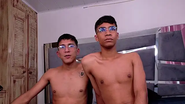 Desire4Duo live sex cam