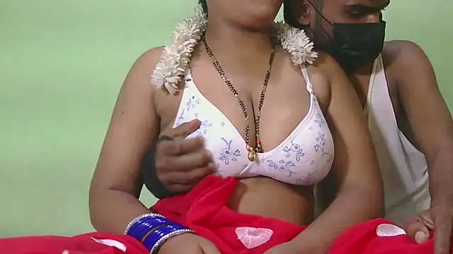 KannadaTamilSexyCouples live sex cam